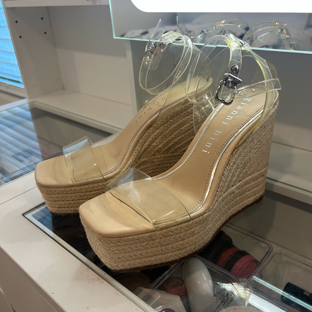 Gianni Bini platform wedges